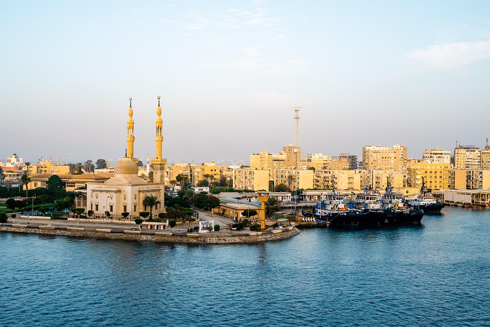 ¿Port Said o Suez? Guía para Visitar el Canal de Suez desde El Cairo.